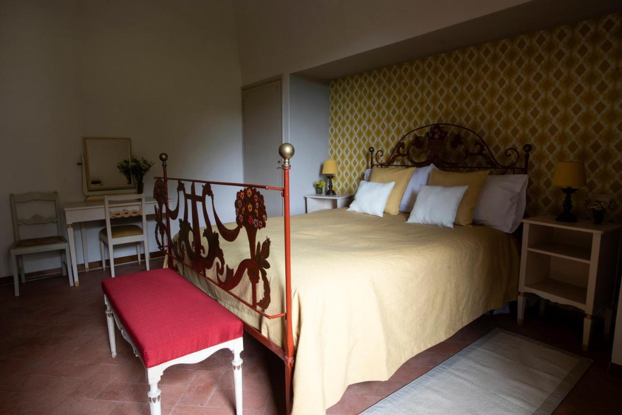 Fattoria Di Caticciano, Elegante Affittacamere Relax E Natura Vicino Firenze Pelago Exterior foto